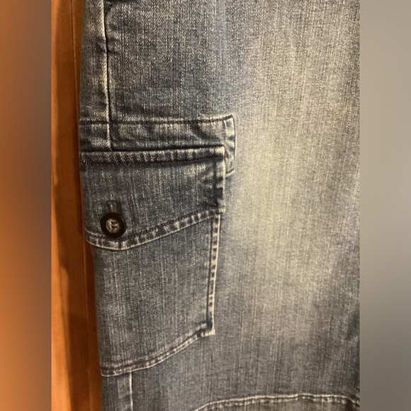 TALBOTS Denim Mini Skirt Back Pleat Side Pockets Sz 4 - Picture 3 of 9